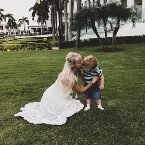 Meet your Posher, Alina